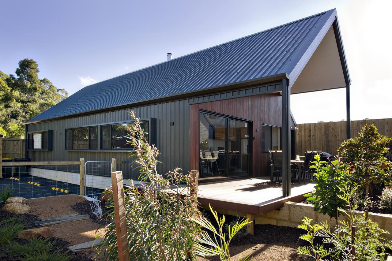 Margaret River Bungalow-1-Street - Stylish Stay Exterior photo